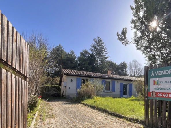 Maison de plain-pied à Laragne avec jardin de 400 m²
