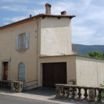 Maison en pierre à Céret avec terrasses, jardins et garage – Opportunité rare