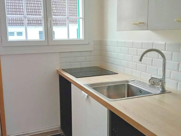 Appartement lumineux de 30 m² avec balcon à Dammarie-les-Lys