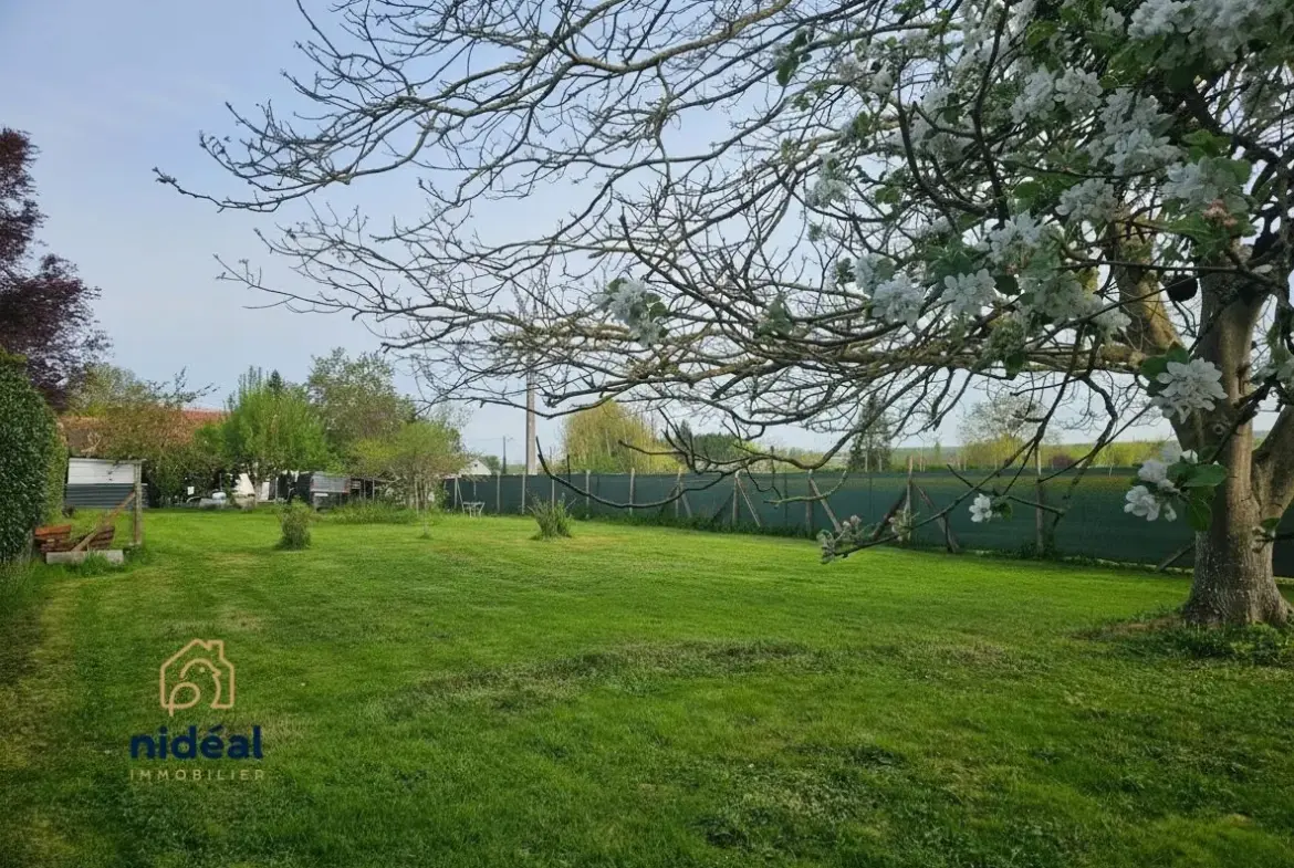Maison individuelle de 81 m2 avec dépendances à Pacy - Calme et potentiel 