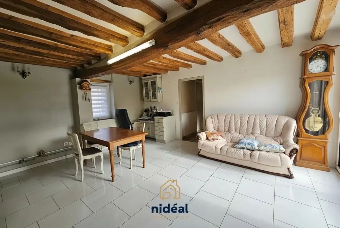 Maison individuelle de 81 m2 avec dépendances à Pacy - Calme et potentiel 