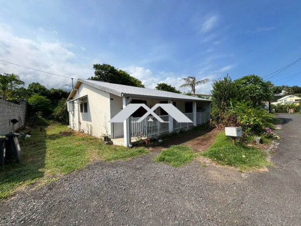 Maison F4 à Langevin, Saint-Joseph – 75 m², Terrain 518 m², Secteur Calme