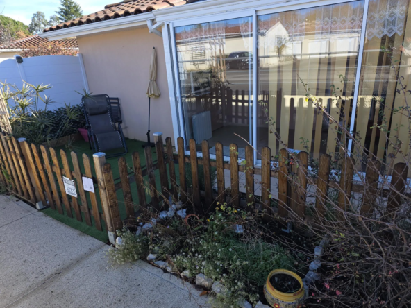Appartement T3 sécurisé avec garage et terrasse à Ruoms - Résidence senior Premium