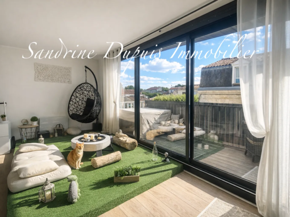 Magnifique appartement T5 lumineux au centre-ville de Saintes avec 4 chambres