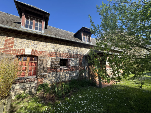 Longère rénovée de 82 m² avec jardin privé à Etretat, idéal résidence campagne