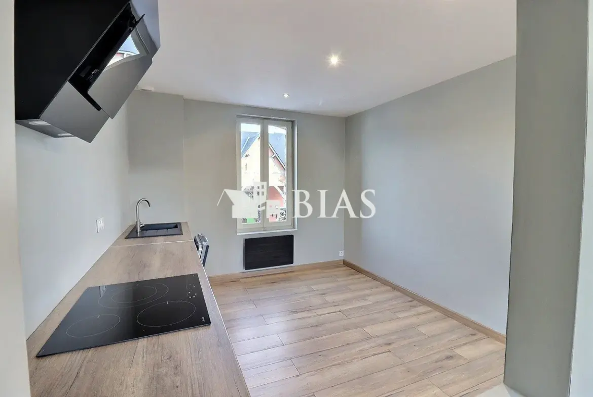 Appartement 3 pièces lumineux à Pont-L'Évêque, idéal investissement ou résidence principale 