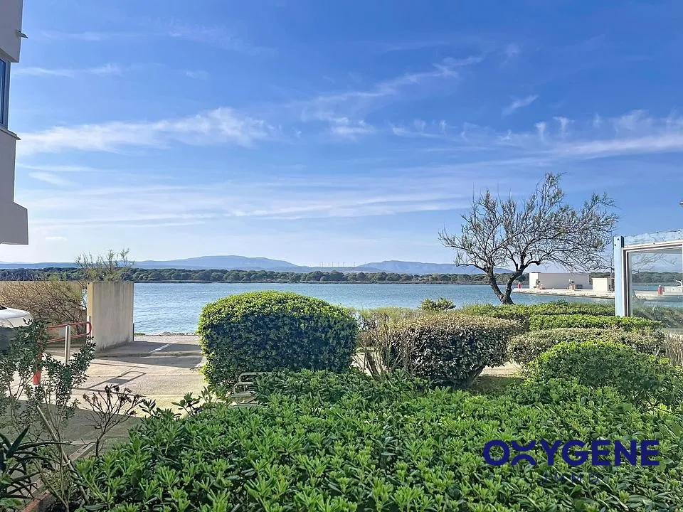 Appartement avec vue sur chenal à Port Leucate – Résidence calme 
