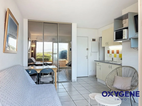 Appartement avec vue sur chenal à Port Leucate – Résidence calme