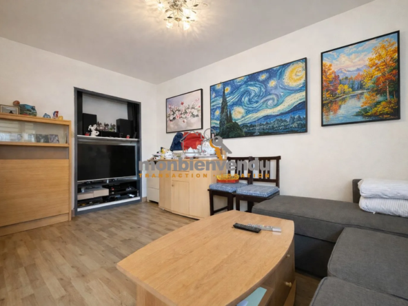 Appartement 2 chambres avec cave et parking à Aurillac - Bonnes prestations