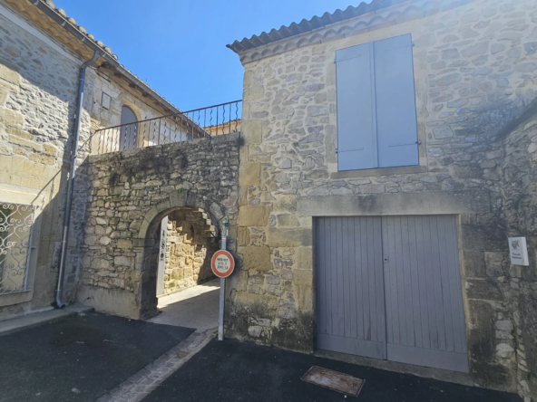 Maison de village à rénover à Villetelle - Opportunité à ne pas manquer