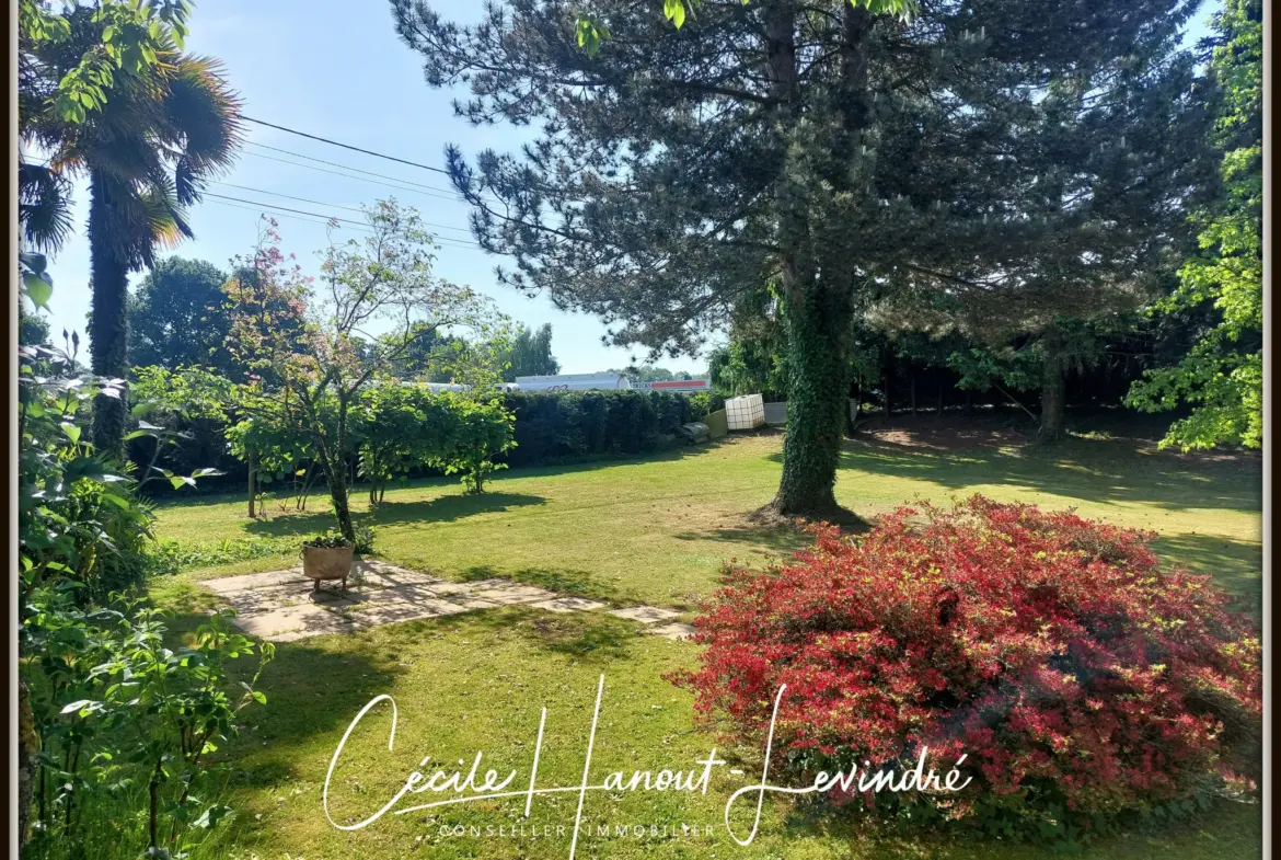 Terrain constructible de 650 m² à Romagné proche Fougères 