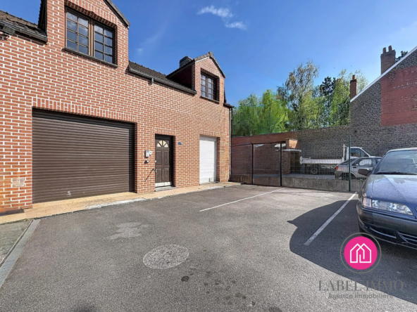 Immeuble de rapport avec 3 appartements à Condé-sur-Escaut