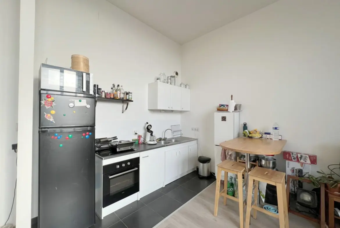 A vendre appartement T2 loué à Lille dans résidence récente 