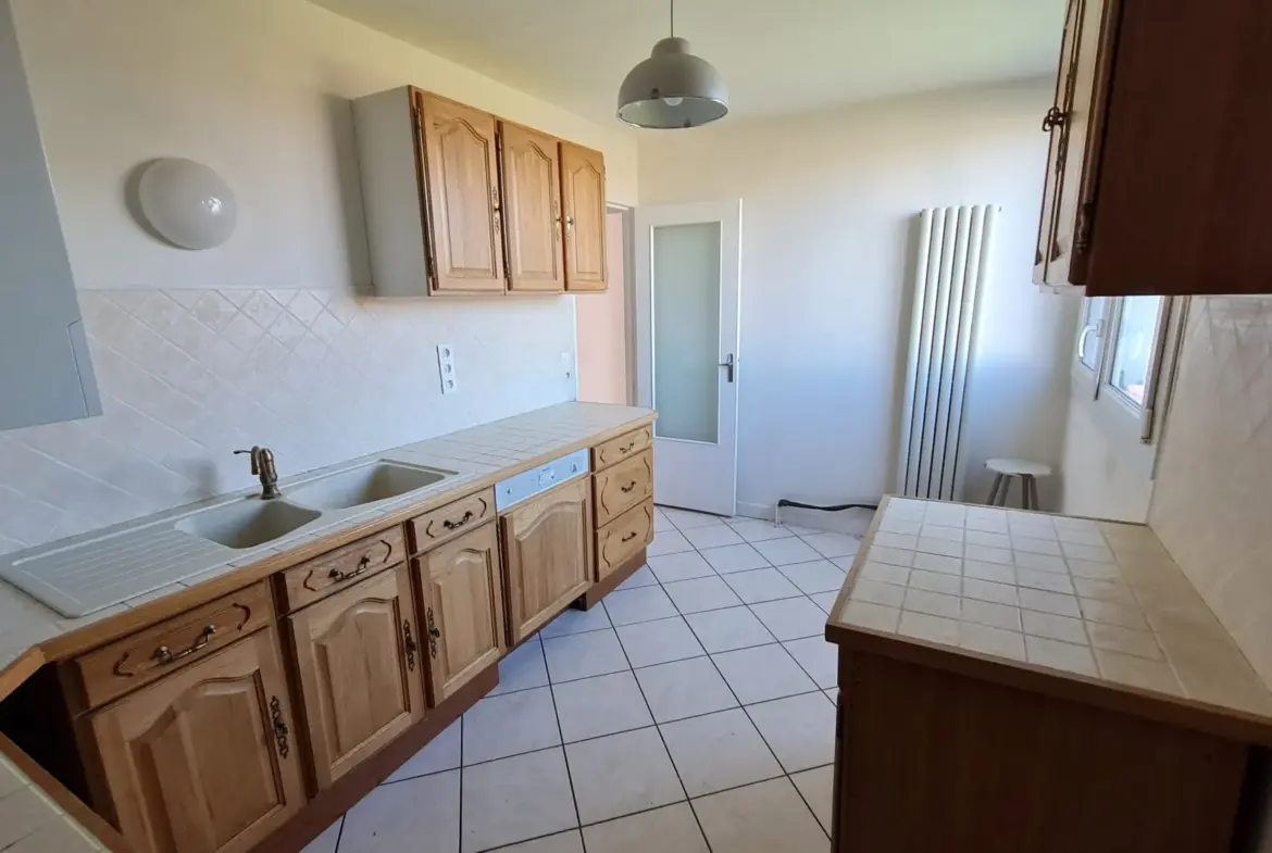 Appartement spacieux de 84 m² avec parking à Arnouville 