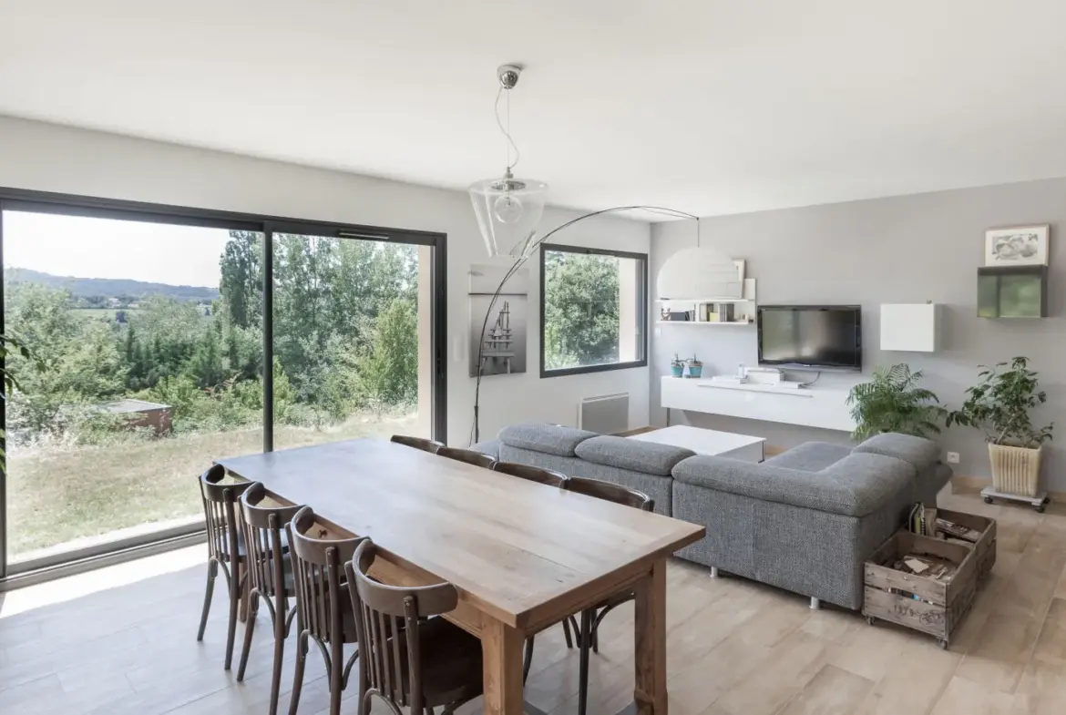Maison neuve personnalisable à Chaulnes – Confort et performance énergétique 