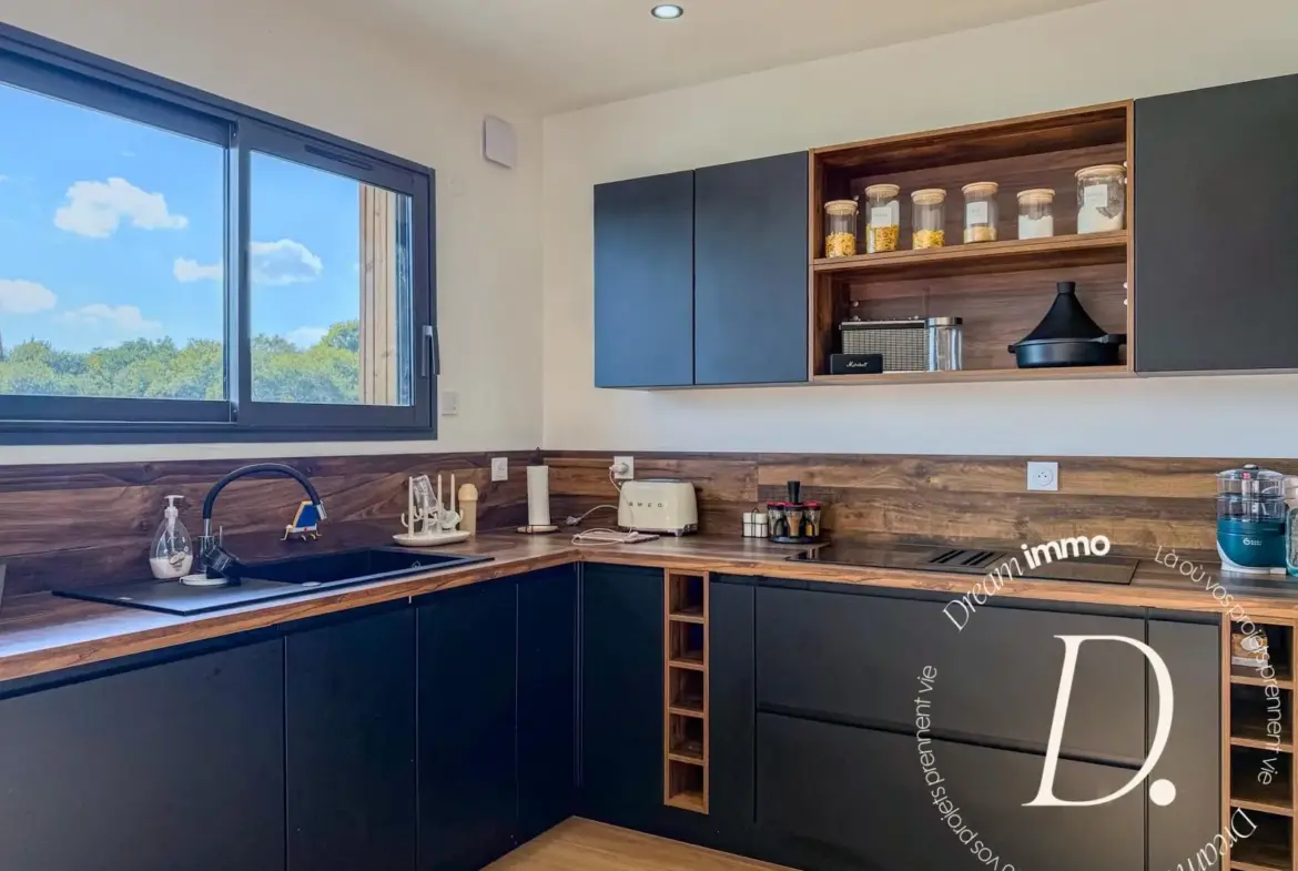Maison neuve avec vue panoramique sur les Pyrénées à Marciac 