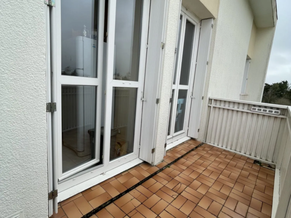 Spacieux appartement T4 avec balcon, cave et garage à Bourges