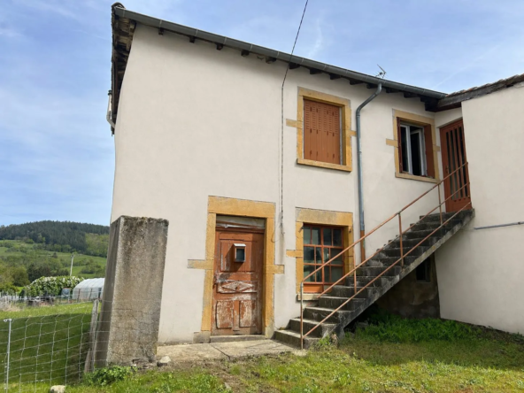 Maison à rénover de 100 m² avec terrain à Ancy, calme et vue dégagée