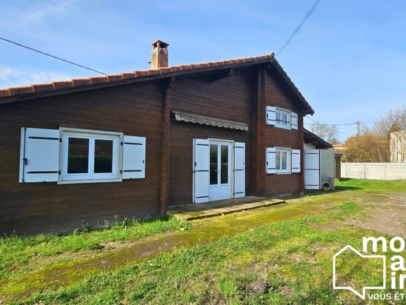 Maison à vendre à Camarsac avec garage et terrain de 900 m²