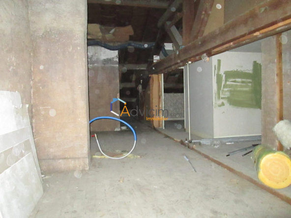 A vendre plateau de 80 m² à aménager dans le centre de Luxeuil-les-Bains