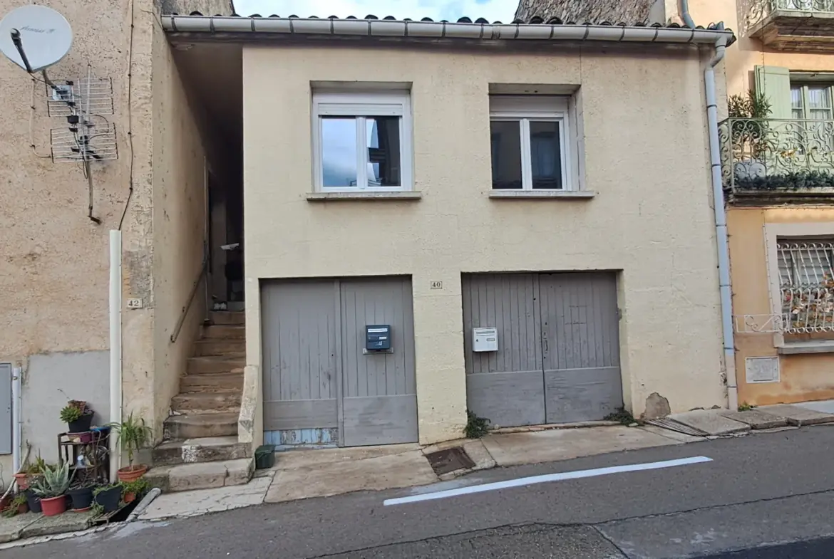 Maison de village rénovée avec jardin à Soubes, région de Lodève 