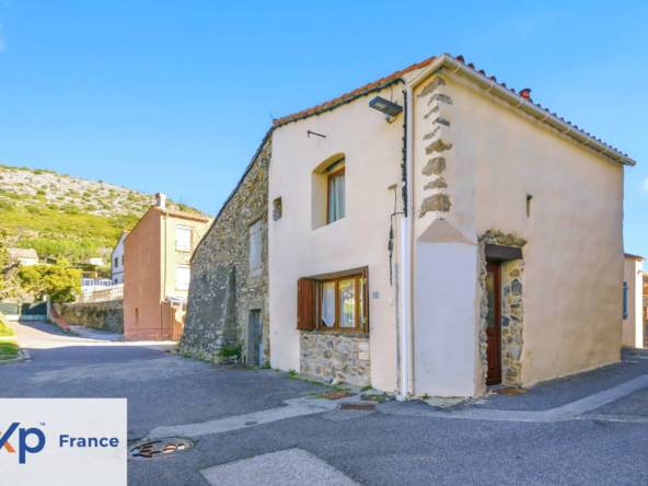 Maison de village en pierre rénovée avec cachet et confort moderne à Trévillach