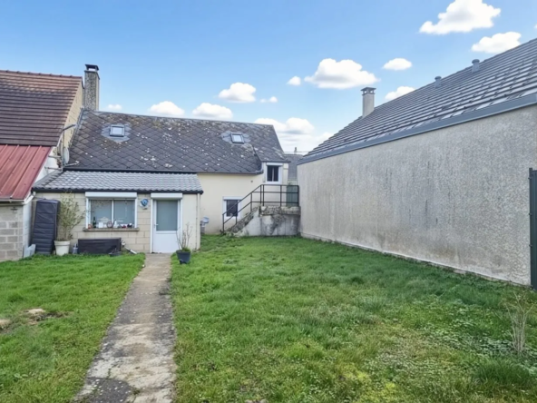 Maison à vendre à Sains-Morainvillers avec jardin et garage