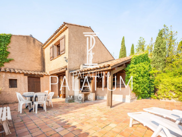 Maison à vendre à Esparron-de-Verdon avec terrasse de 45 m², proche du lac