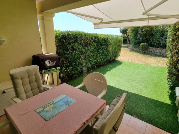 Appartement 2 pièces en rez-de-jardin avec piscine à Les Issambres