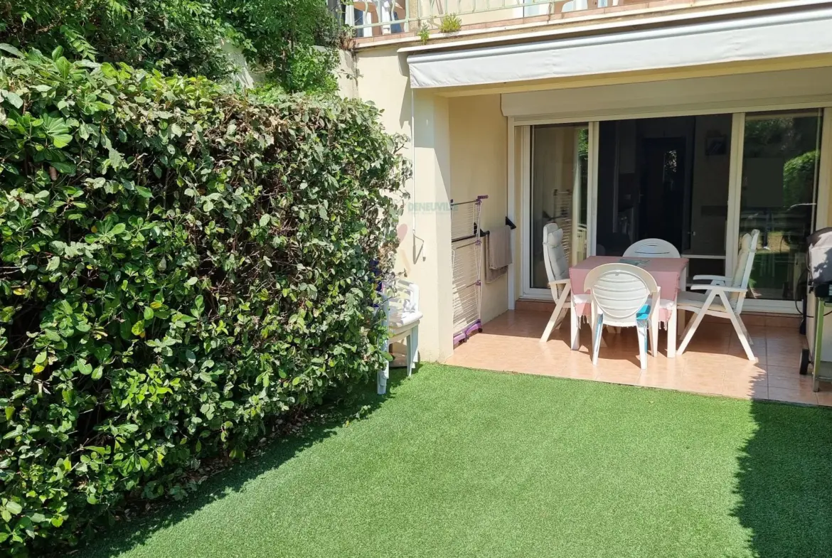 Appartement 2 pièces en rez-de-jardin avec piscine à Les Issambres 