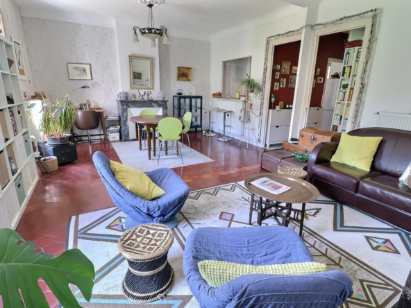 Appartement 4 pièces à Lodève – Vue montagne, près commodités