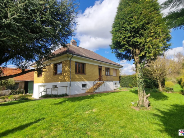 Maison individuelle de plain-pied à Eclimeux avec grand terrain et potentiel