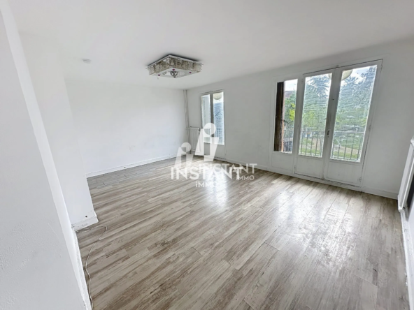 Appartement T3 avec potentiel à Bobigny proche métro