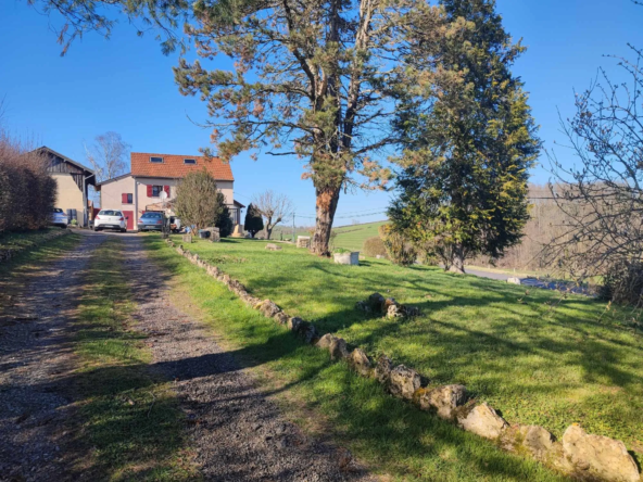 Maison de campagne en Saône-et-Loire avec jardin et dépendance - Calme et potentiel