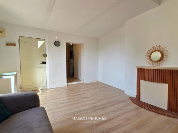 Studio rénové à vendre au centre-ville de Draguignan - Opportunité d'investissement