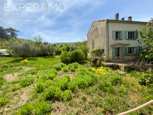 Maison mitoyenne de 88,5 m² avec terrasse, jardin et vue sur le Mont Ventoux à Apt