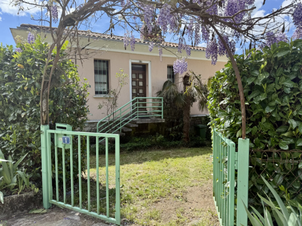 Charmante maison des années 50 avec jardin à Vals-les-Bains