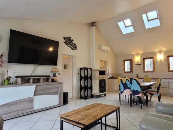 Maison de plain-pied de 105 m² avec terrain arbore à Gaillan-en-Médoc