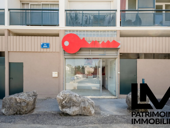 Local professionnel sécurisé à Montpellier pour activités libérales et services