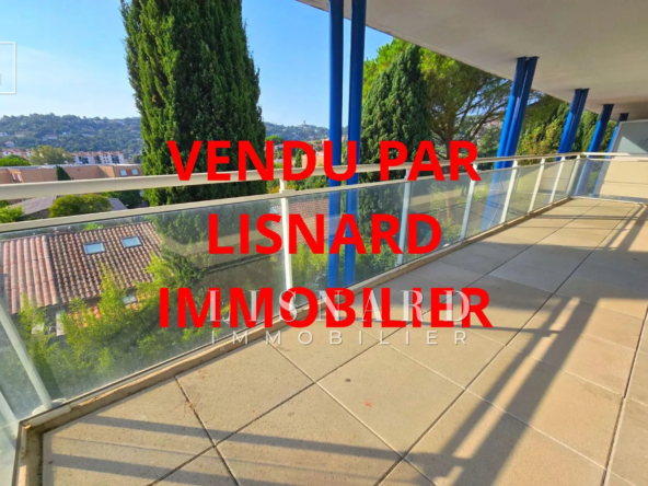 Vente Appartement 3 Pièces avec Terrasse à Vallauris