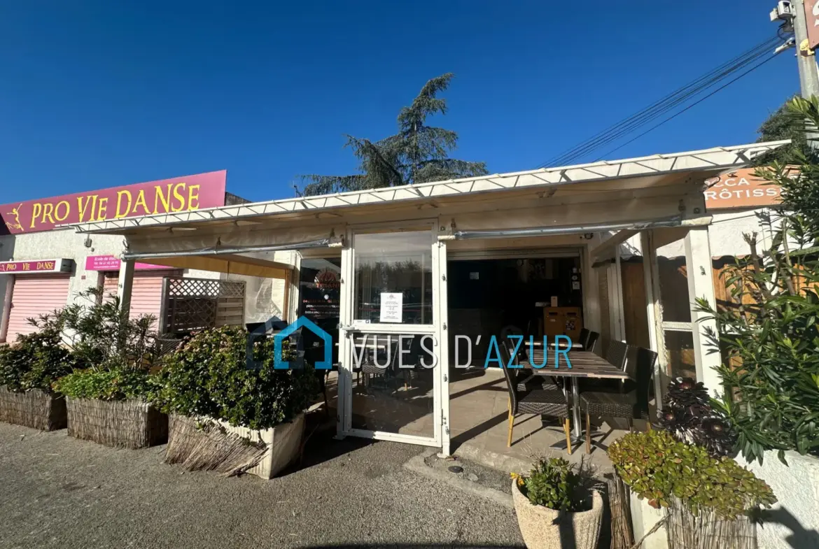 À vendre pizzeria à Antibes avec terrasse et matériel inclus - Affaire clé en main 
