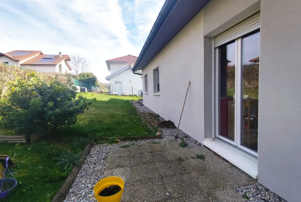 Maison T4 de plain-pied avec jardin à Villages du Lac de Paladru 