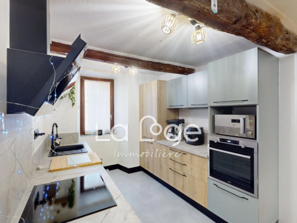 À vendre maison de village rénovée à Tallard avec 4 chambres et garage