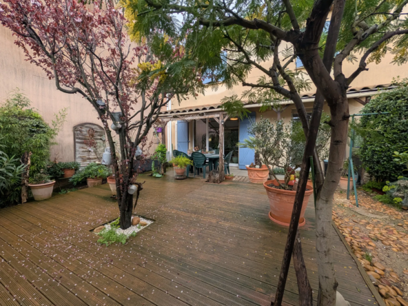 Maison à vendre à Morières avec 3 chambres, garage et jardin - Prête à habiter