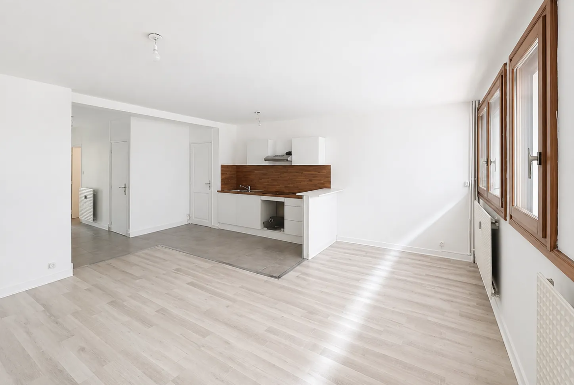 Appartement T2 rénové de 55,02 m² avec cave à Saint-Étienne dans le quartier Foch / Cité du Design 