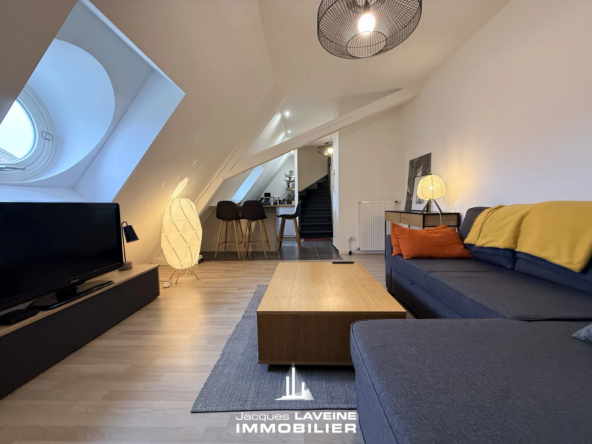 Appartement duplex en centre-ville de Metz, 3 pièces, 2 chambres, rénové et en excellent état