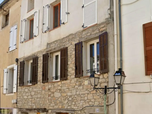 Appartement T3 avec combles à Pignans, potentiel de rentabilité élevé