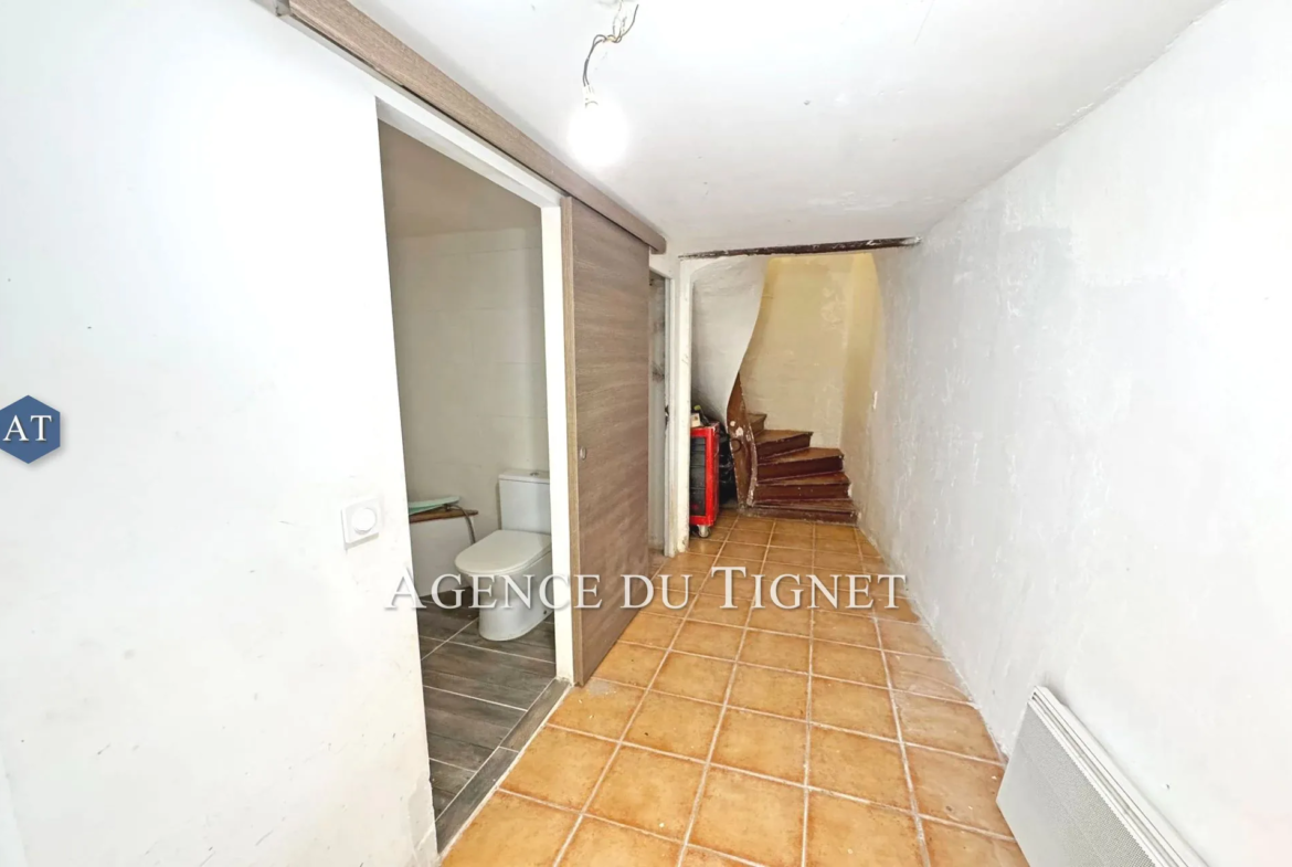 Appartement 4 pièces à vendre à Callian, village pittoresque 