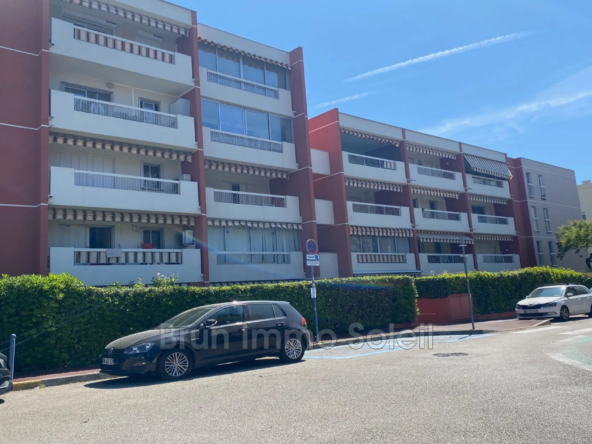 Bel appartement 2 pièces avec terrasse à Cagnes-sur-Mer