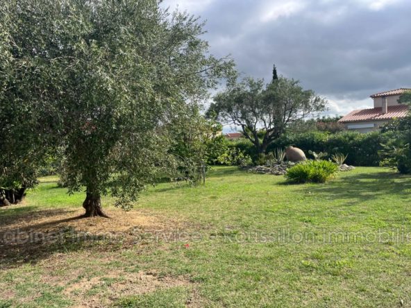 Terrain constructible à Ceret avec vue et certificat d'urbanisme